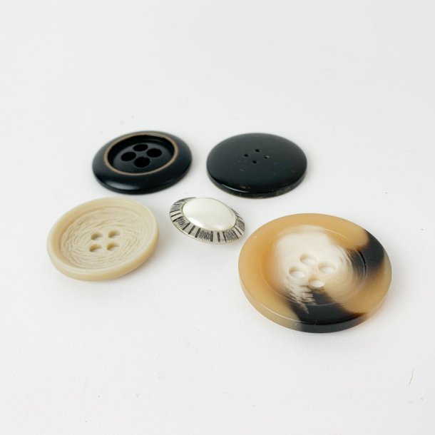 5 store vintage knapper, 25 - 45 mm