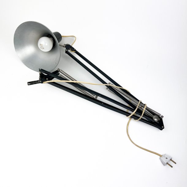 Sort retro arkitektlampe