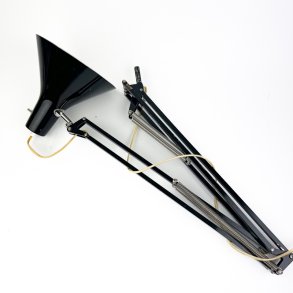 Sort retro arkitektlampe