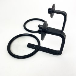 To retro vglysestager i smedejern