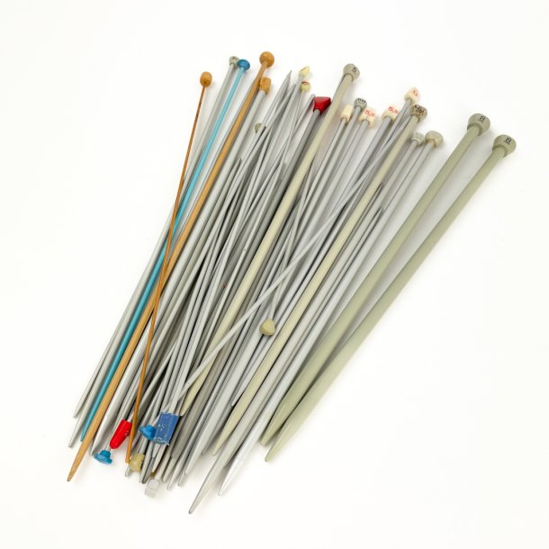Alte Stricknadeln  28 Stck