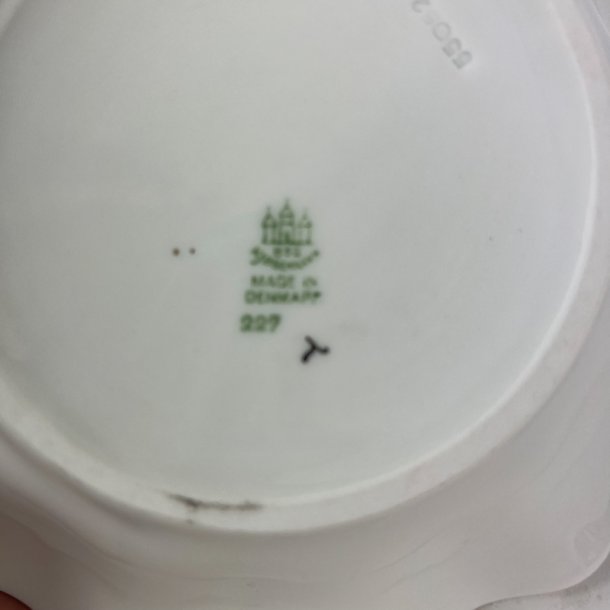 Sk�l med fl�sekant - Saksisk Blomst, B&G No. 227