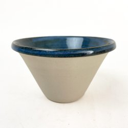 Bl� vintage sk�l