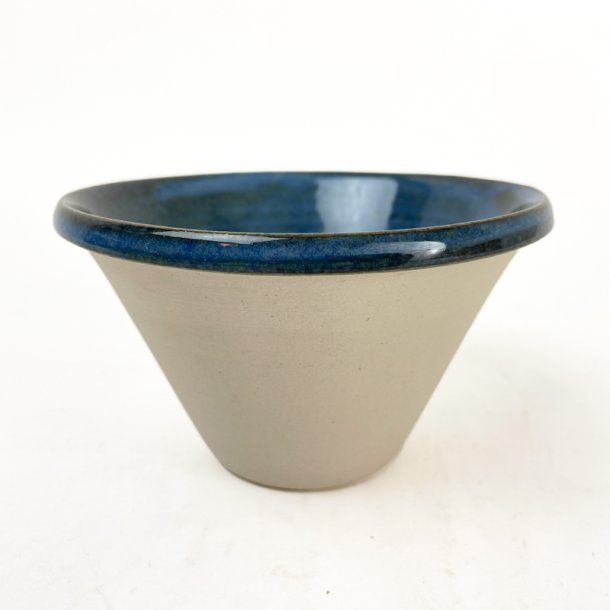 Bl� vintage sk�l