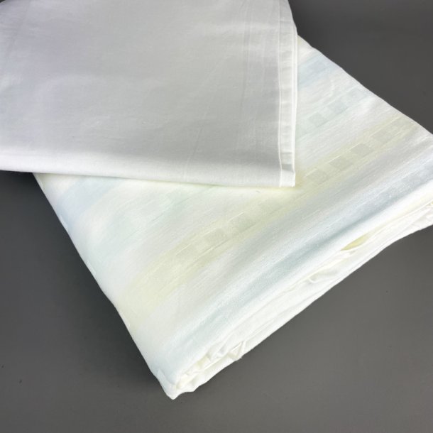 Pastelstribet vintage damask senget�j