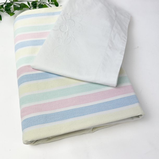 Pastelstribet vintage senget�j
