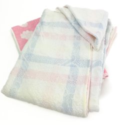 To baby retro badelagen og hndklde