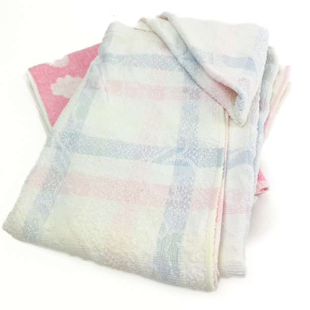 To baby retro badelagen og hndklde