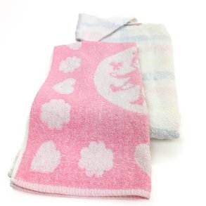 To baby retro badelagen og hndklde