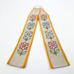 Broderet vintage bakkeb�nd