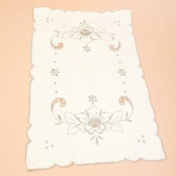 Vintage bakkeserviet med broderi