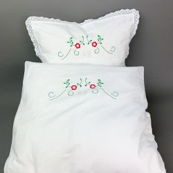 Hvidt vintage barnevognsst med broderi