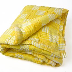 Gult retro vatt�ppe