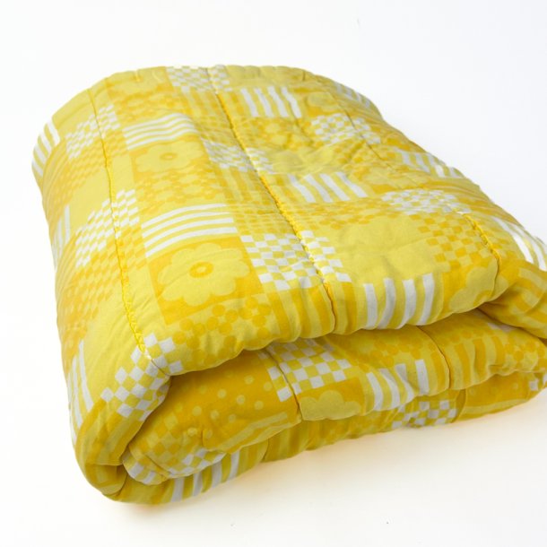 Gult retro vatt�ppe