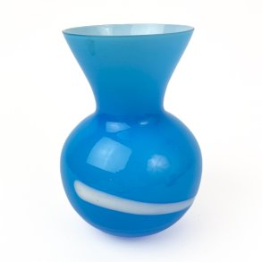 Blaue Vintage-Glasvase