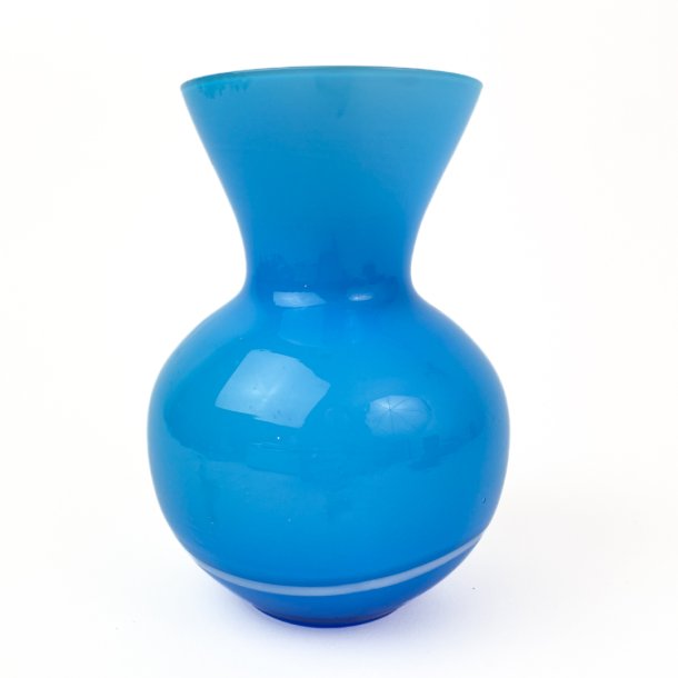 Blaue Vintage-Glasvase