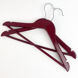 Set mit zwei bordeauxfarbenen Kinderbgeln