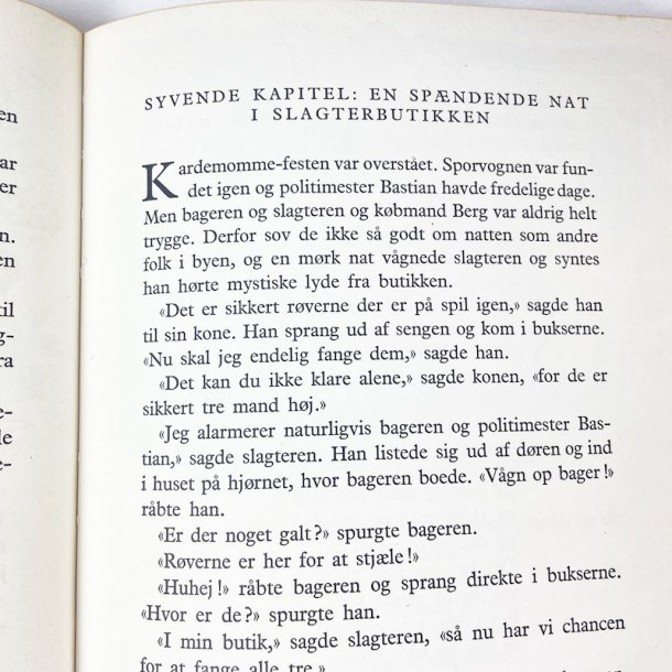 Folk og r�vere i Kardemomme by � Thorbj�rn Egner