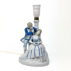 Vintage porcel�n bordlampe "k�restepar"