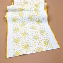 Gul vintage bordl�ber blomster