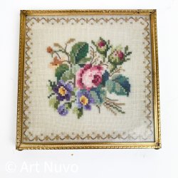 Broderet vintage bordsk�ner