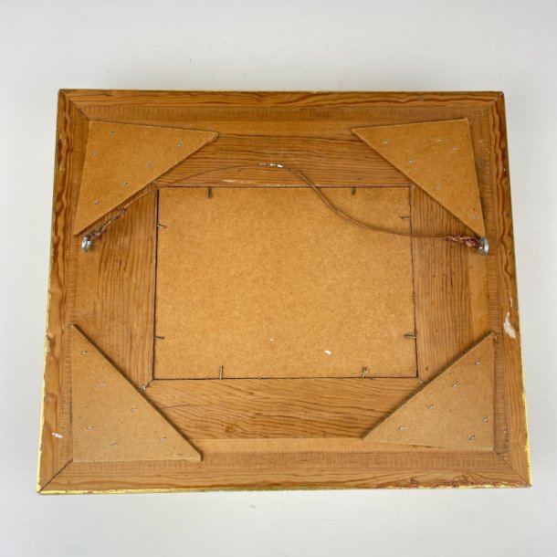 Broderet vintage billede med guldramme