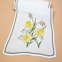 Gul vintage bordl�ber p�skeliljer