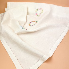 Broderet vintage dug 160 cm