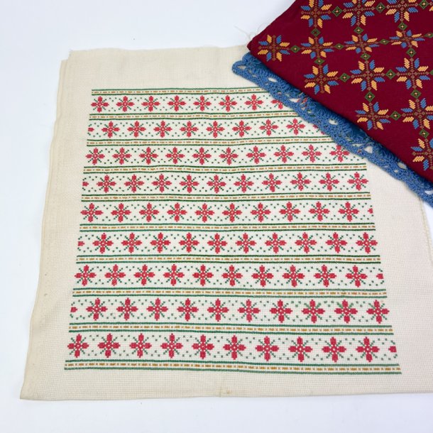 Tre vintage broderier til syprojekter