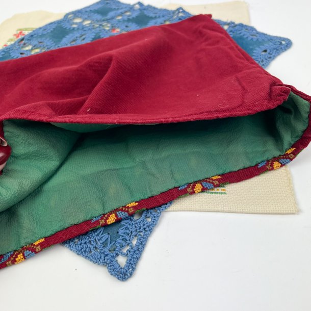 Tre vintage broderier til syprojekter