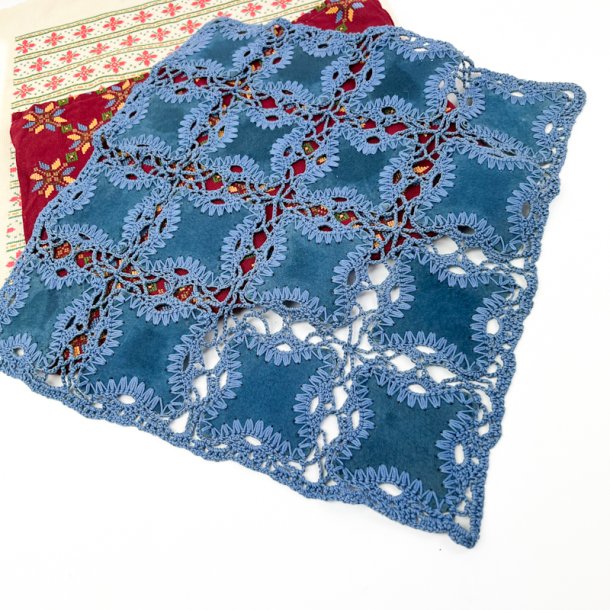 Tre vintage broderier til syprojekter