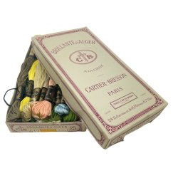 Smuk DMC vintage �ske med 24 fed broderigarn