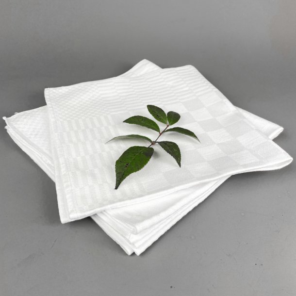 Fire hvide damask mundservietter