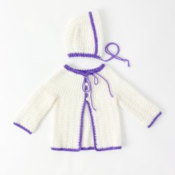 Babypullover mit Mtze, wei mit lila. Gre 6 Monate