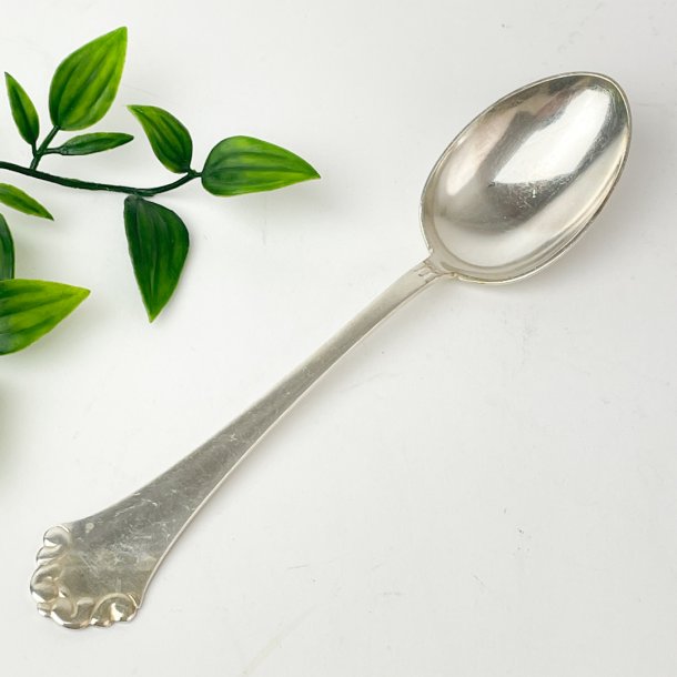 Vintage dessertske i slvplet med svungen ende
