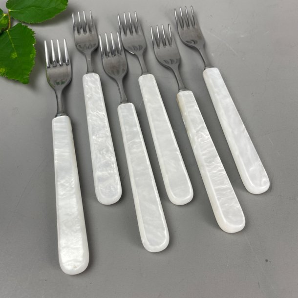 Seks vintage middags gafler med perlemorsskaft