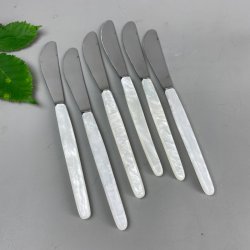Seks vintage middags knive med perlemorsskaft