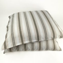 To rosa-stribede vintage damask pudebetr�k