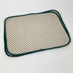 Fire retro dkkeservietter med prikker