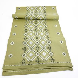 Broderet gr�n vintage dug 160 cm