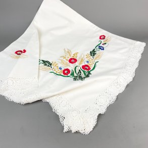 Broderet hvid vintage dug � 140 x 140 cm