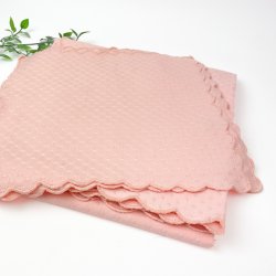 Rosa Set mit Tischdecke und sechs Servietten