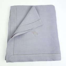 Lyselilla vintage h�rdug med otte servietter 200 cm