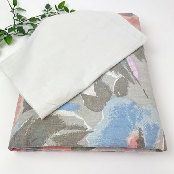 Rosa og bl vintage sengetj