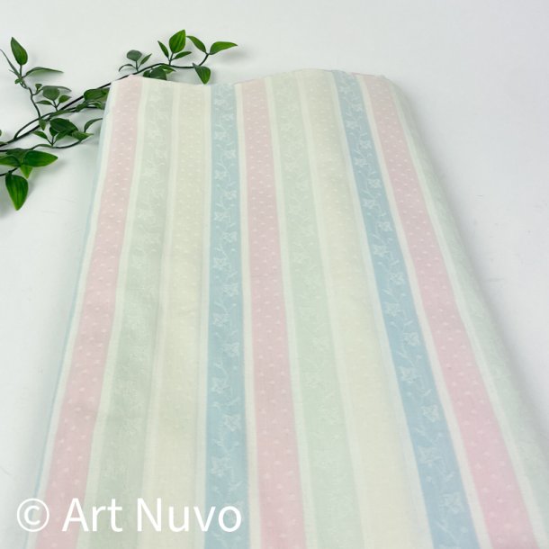 Stribet vintage dynebetr�k DIY projekt