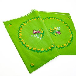 Frisk gr�n retro dug med erantis � 120 x 120 cm