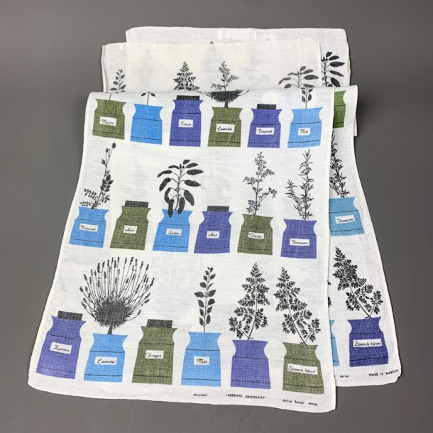 To retro viskestykker med krydderurter