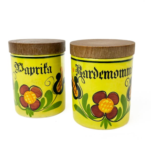 To gule vintage krydderikrukker med teakl�g