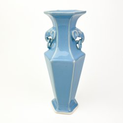 Lysebl� vintage elefantvase