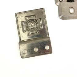 Tre vintage Falck- og Zonenskilte